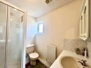 En-Suite To Bedroom One- click for photo gallery